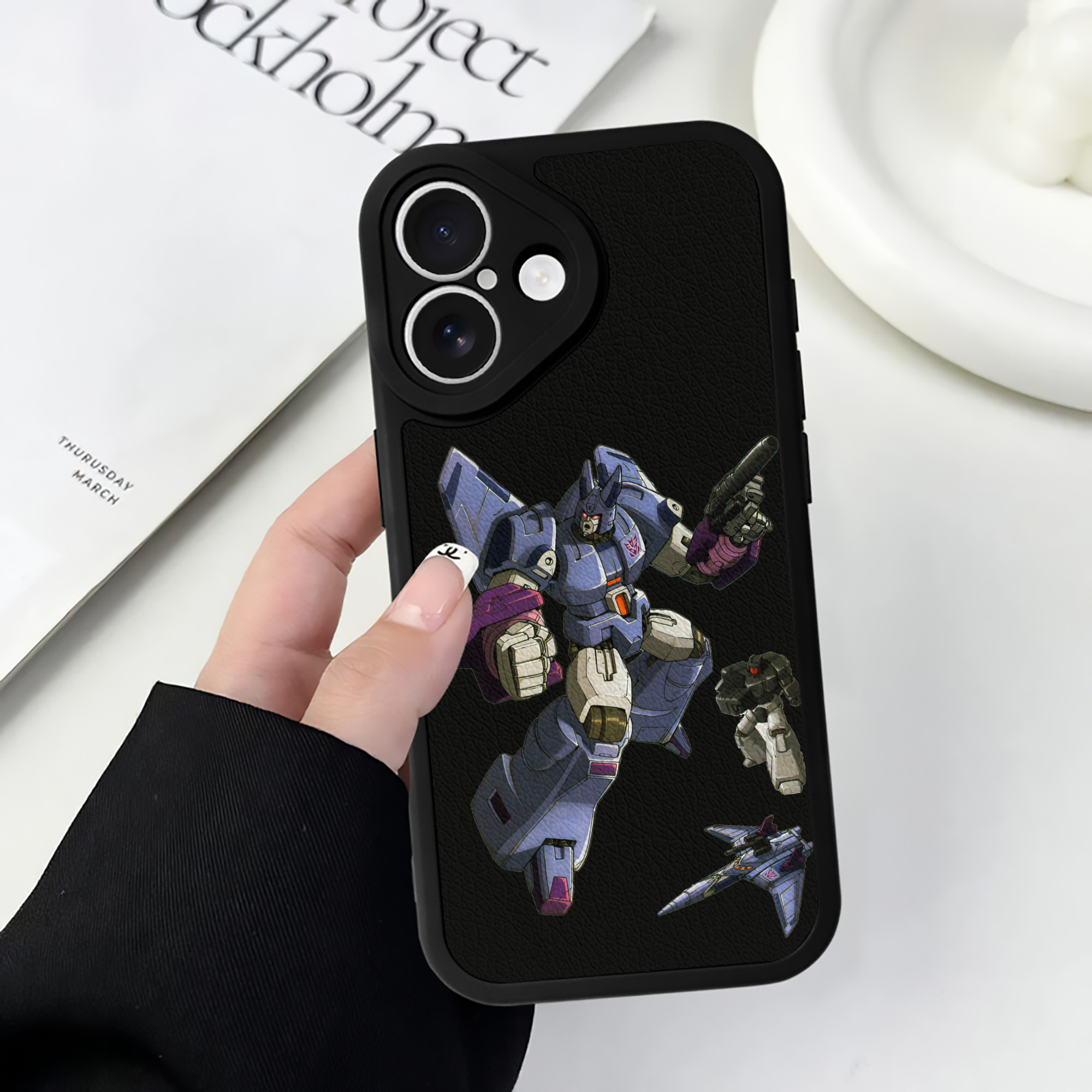 （画像用）  【iPhone 16シリーズ対応】シリコンスマホケース（レザー調） 材質：シリコン